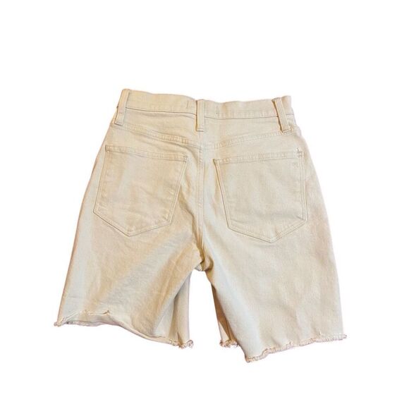 Madewell Woman’s High Rise Denim Mid Length Cream Shorts Size 23 - Picture 2 of 5